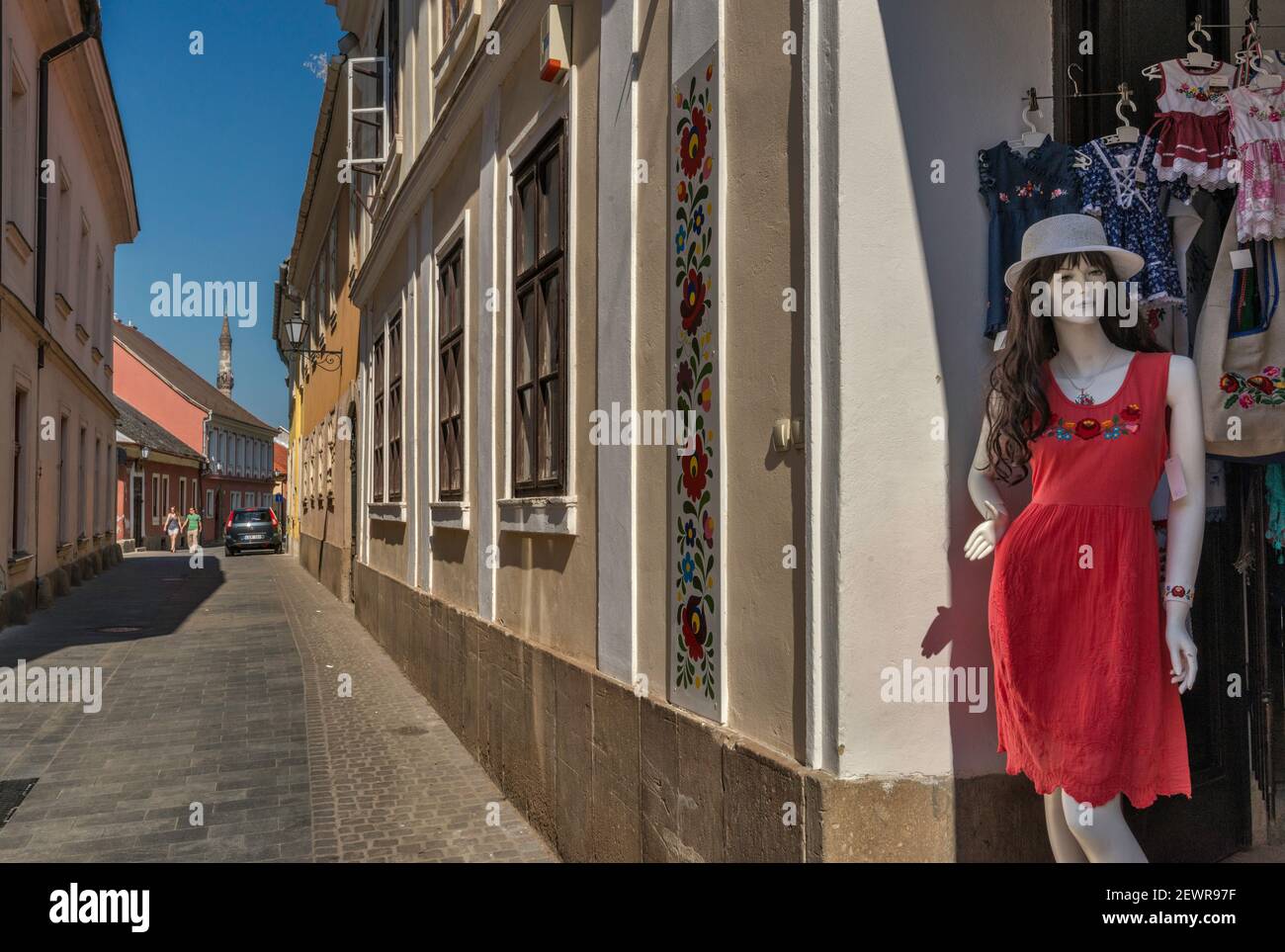 Dobo Istvan utca, alley in Old Town section of Eger, Northern Uplands,  Hungary, Central Europe Stock Photo - Alamy