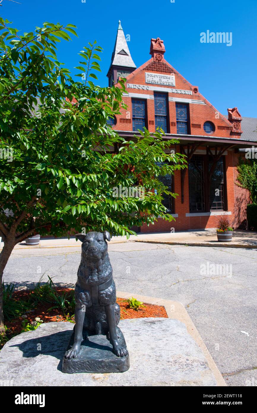 Hachiko statue hires stock photography and images Alamy
