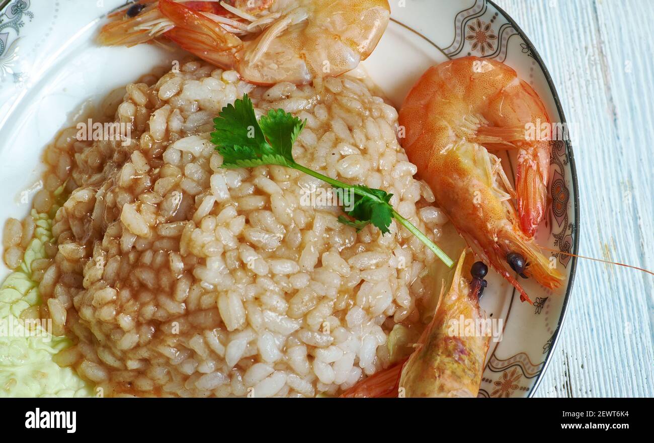 Mupunga unedovi Rice with peanut butter, traditional African dish originating from Zimbabwe