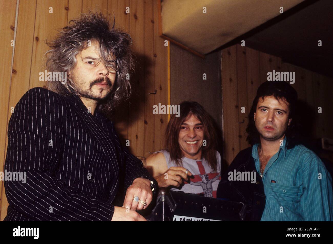 Phil 'Philthy Animal' Taylor, Michael 'Wurzel' Burston and Phil 'Wizzo'  Campbell of Motorhead during a photoshoot in the recording studio. London,   | usage worldwide Stock Photo - Alamy