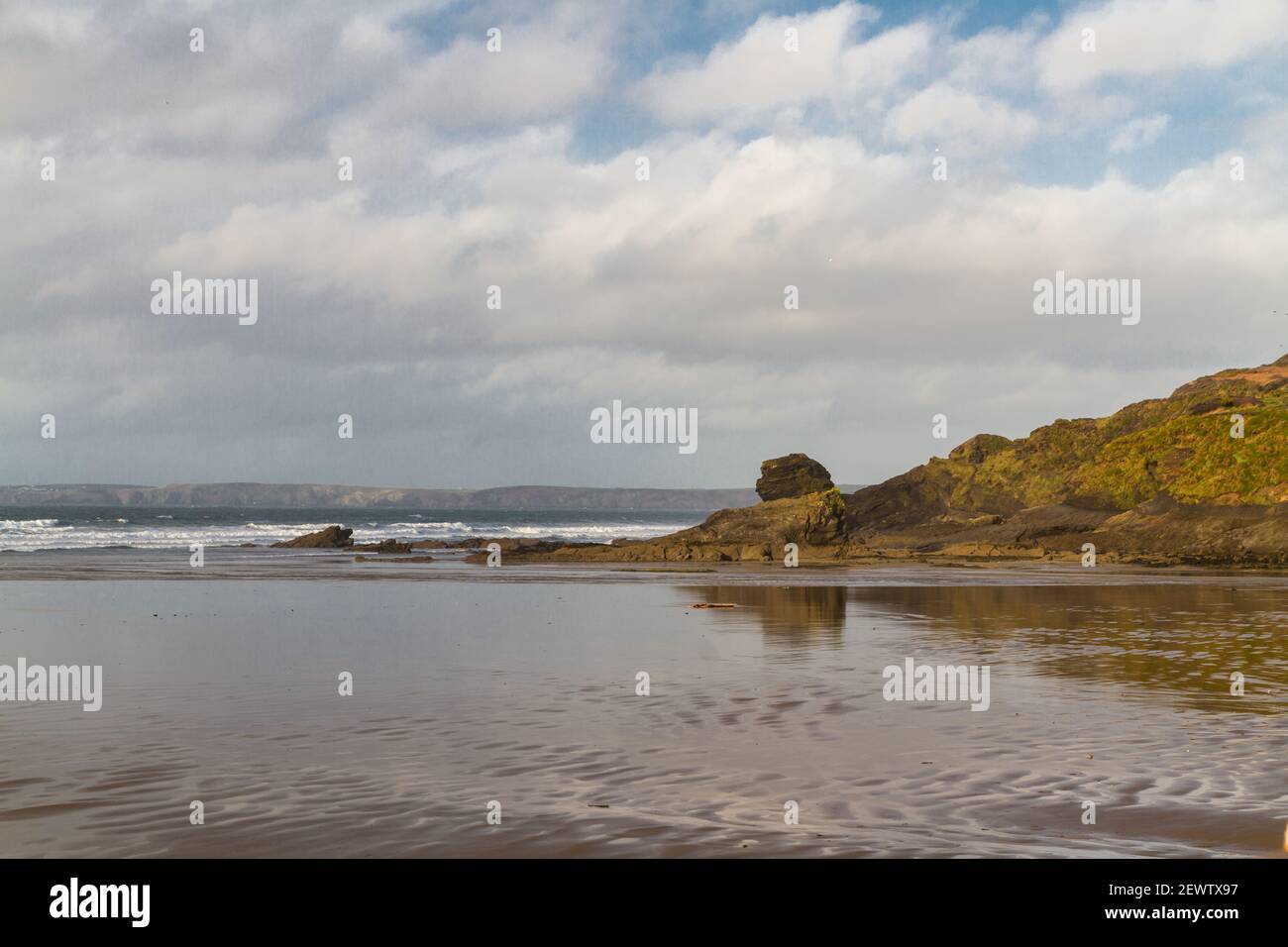 Lions head rock hires stock photography and images Alamy