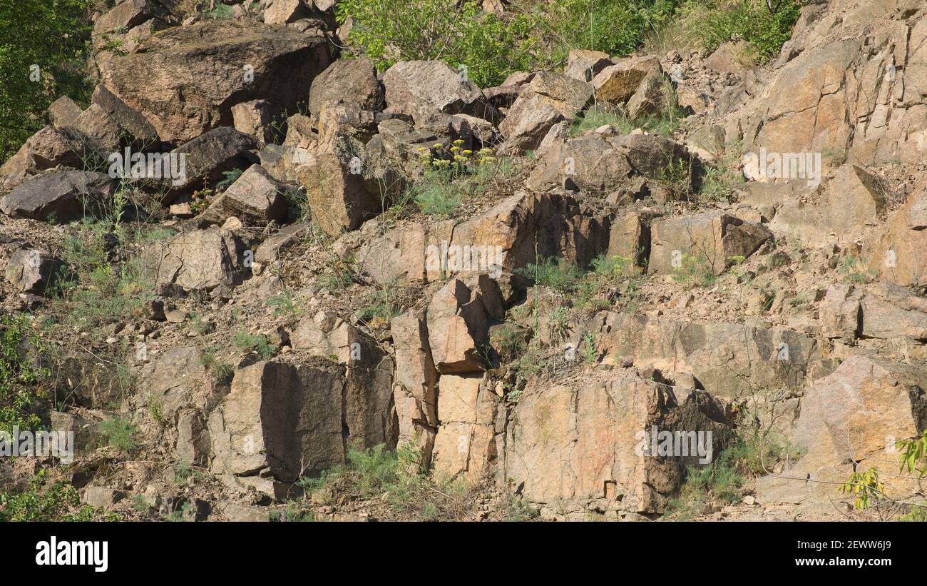 Sharp rock hi-res stock photography and images - Alamy