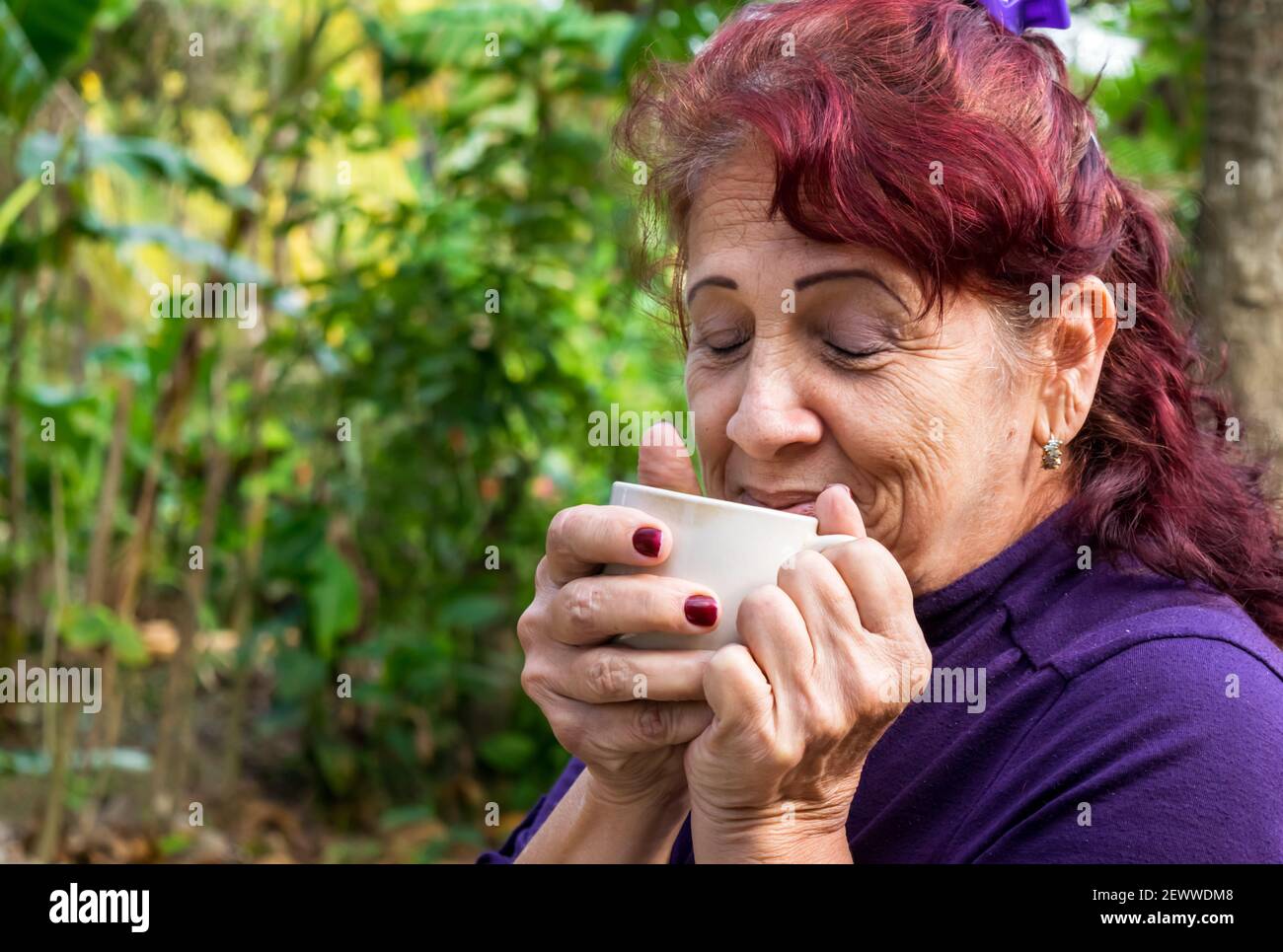 50 year old woman face hi-res stock photography and images - Alamy