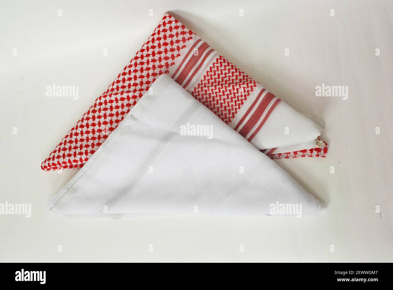 picture Ghutrah Baby https www alamy com arabic traditional head dress accessories shemagh and white ghutrah with grey background image411766775 html