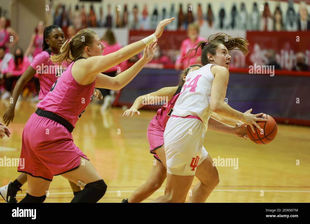 Gallery: Miami beats Oklahoma State 62-61 during NCAA women's basketball  tournament; Will play against Indiana University Monday – The Bloomingtonian