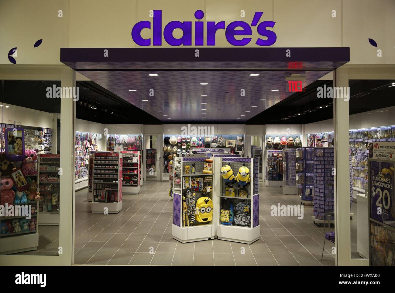 A Claire's test/prototype store inside Claire's headquarters in Hoffman ...