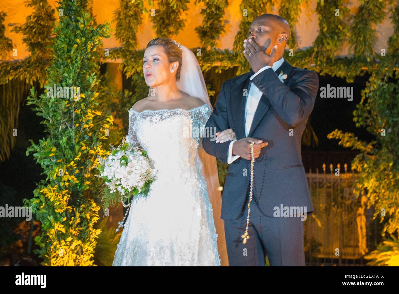 Wedding of singer Thiaguinho and actress Fernanda Souza in the church Our  Lady of Brazil in the Jardins neighborhood. Sao Paulo, Brazil - 2/24/2015.  (Photo by Bruno Fernandes/Fotoarena) *** Please Use Credit