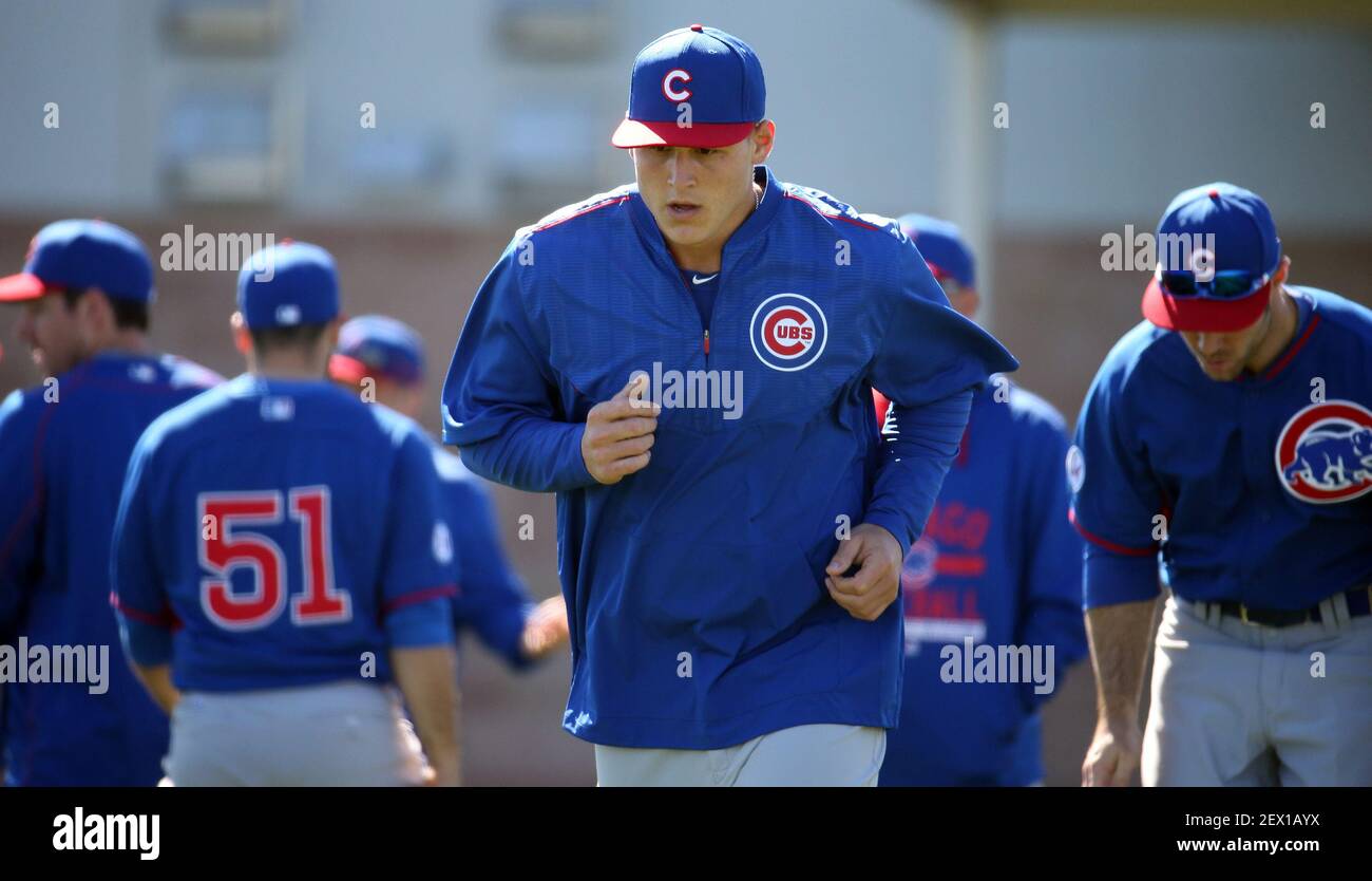 Photo: Chicago Cubs Anthony Rizzo takes batting practice before NLCS -  NYP20151016106 