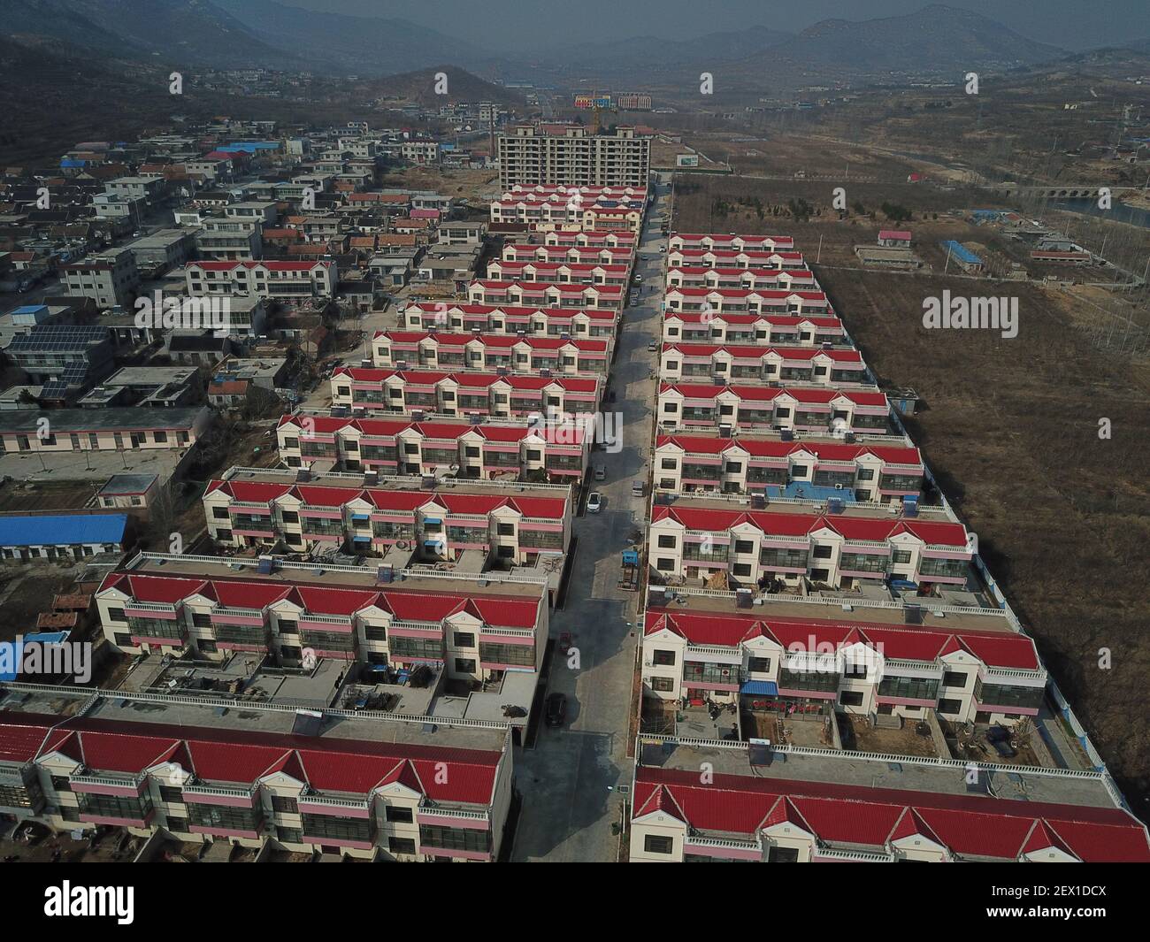 LINYI, CHINA - MARCH 4, 2021 - An aerial view of a rural residential house in Linyi, east China's Shandong Province, March 4, 2021. (Photo by Wang Jianfeng / Costfoto/Sipa USA) Stock Photo