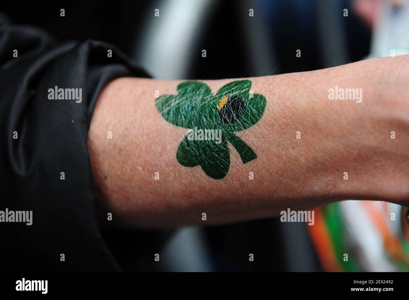 Shamrock Tattoos: Meanings, Tattoo Designs & Ideas