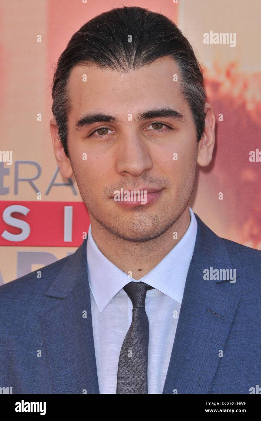 Nick Simmons arrives at the 2015 iHeartRadio Music Awards held at The