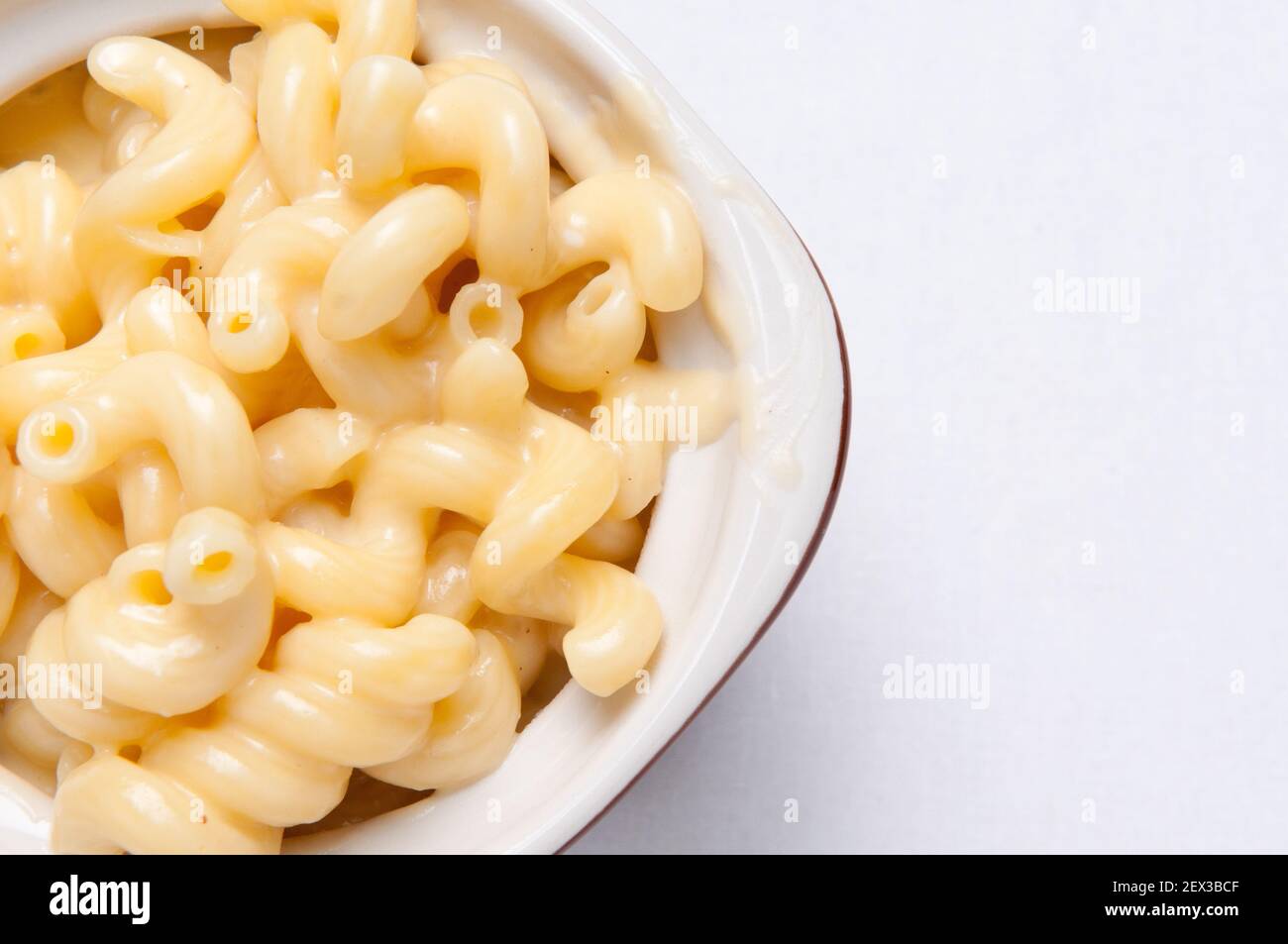 macaroni noodles and cheese made from scratch Stock Photo Alamy