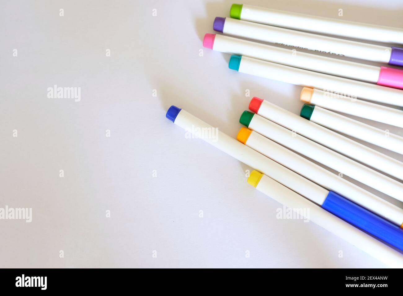 Green crayon scribble hi-res stock photography and images - Alamy