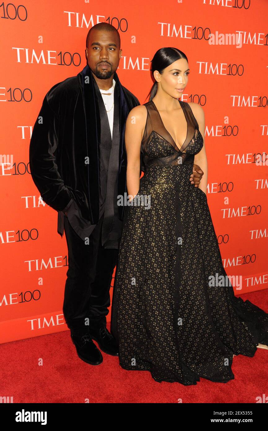 LR Kanye West, Kim Kardashian arrives to the 2015 Time 100 Gala(02)
