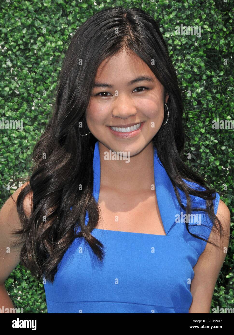 It’s almost TIME 🤗 🎞️ 🙏🏼 @Tiffany Espensen #Couples #bringingupbates  #family #pregnacy #vlogging, image size:970x1390