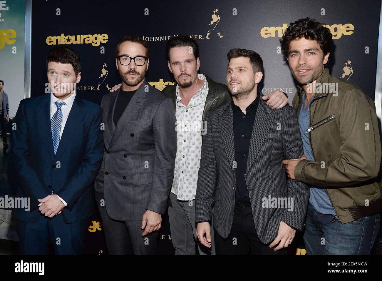(LR) Kevin Connolly, Jeremy Piven, Kevin Dillon, Jerry Ferrara and(02)