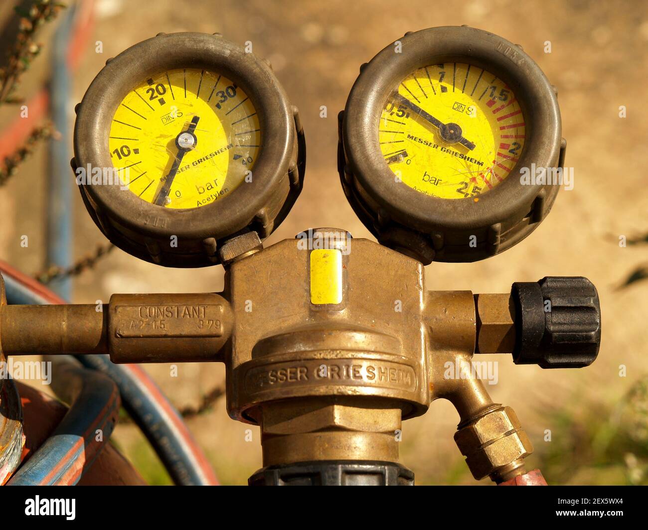 Historical Manometer Stock Photo Alamy