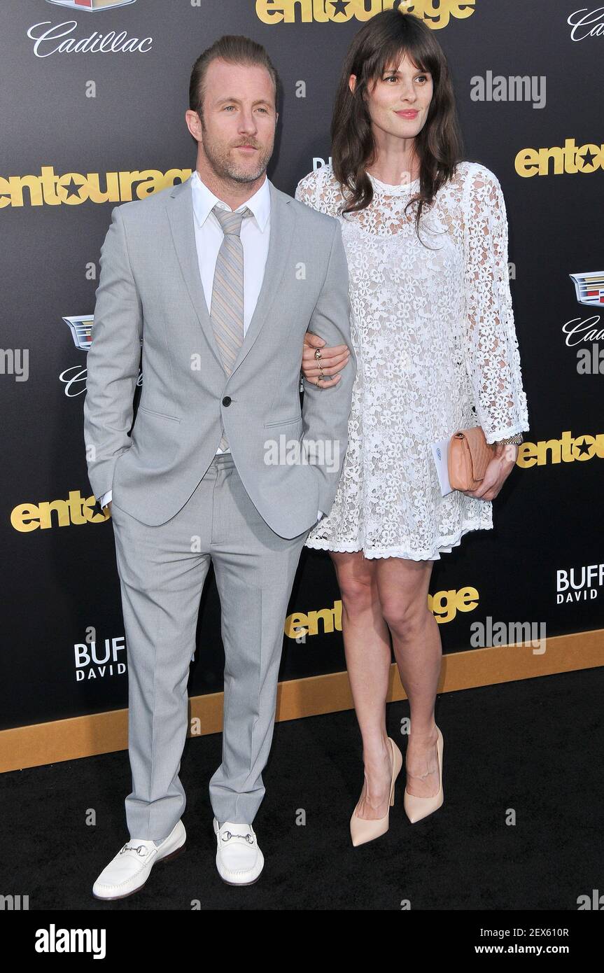 (LR) Scott Caan and Kacy Byxbee arrives at the "Entourage" Los Angeles
