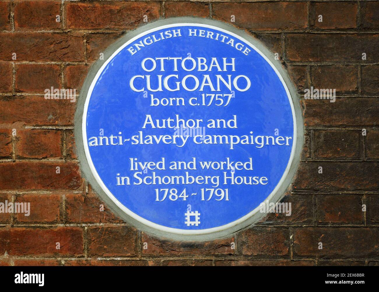 London, England, UK. Blue commemorative plaque at Schomberg House, 80-82 Pall Mall, 'OTTOBAH CUGOANO born c.1757 Author and anti-slavery campaigner li Stock Photo
