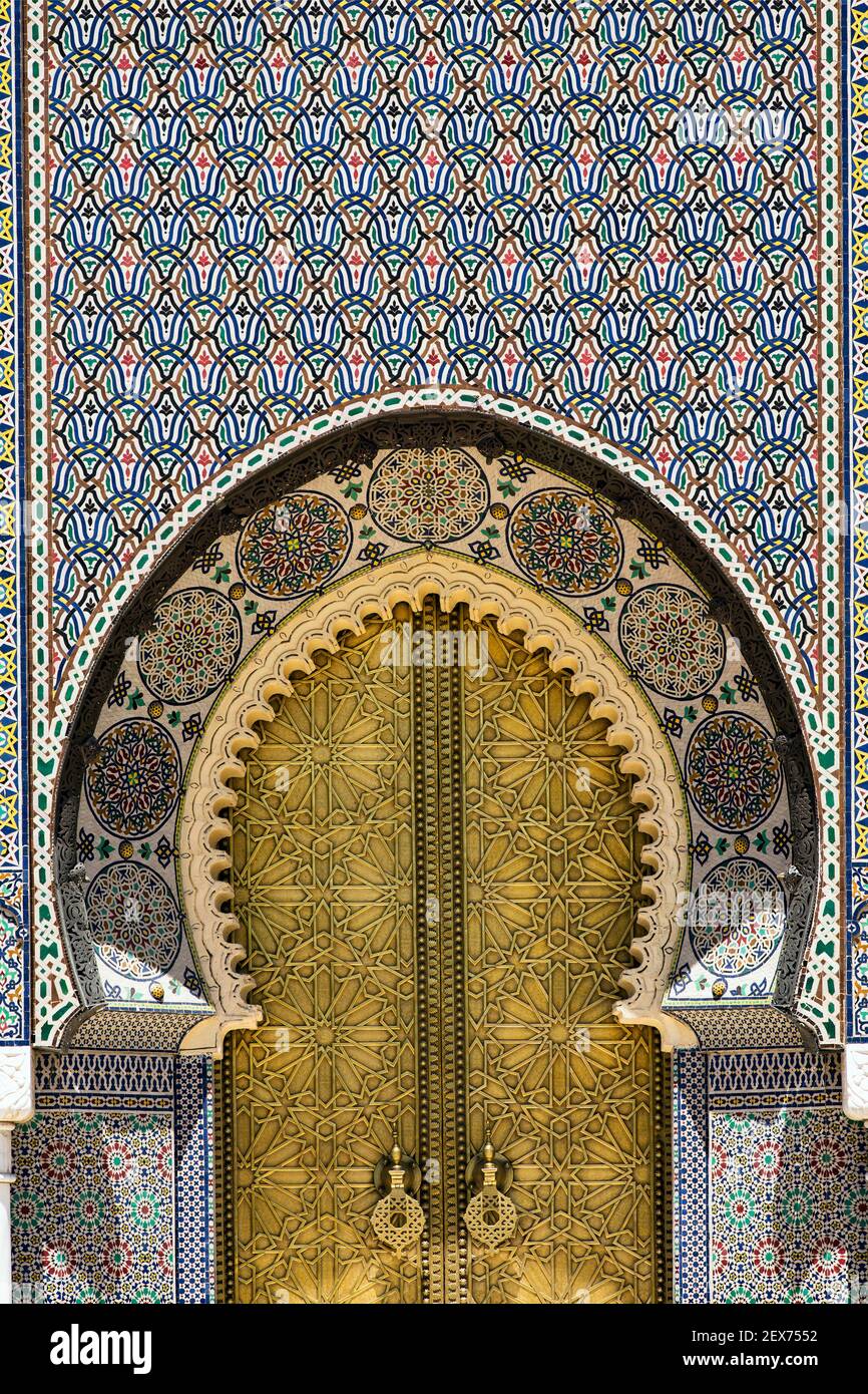 Morocco, Fez, Dar el-Makhzen, exterior of  the royal palace in Fez, Moorish architecture showing brass doors engraved with geometric patterns Stock Photo