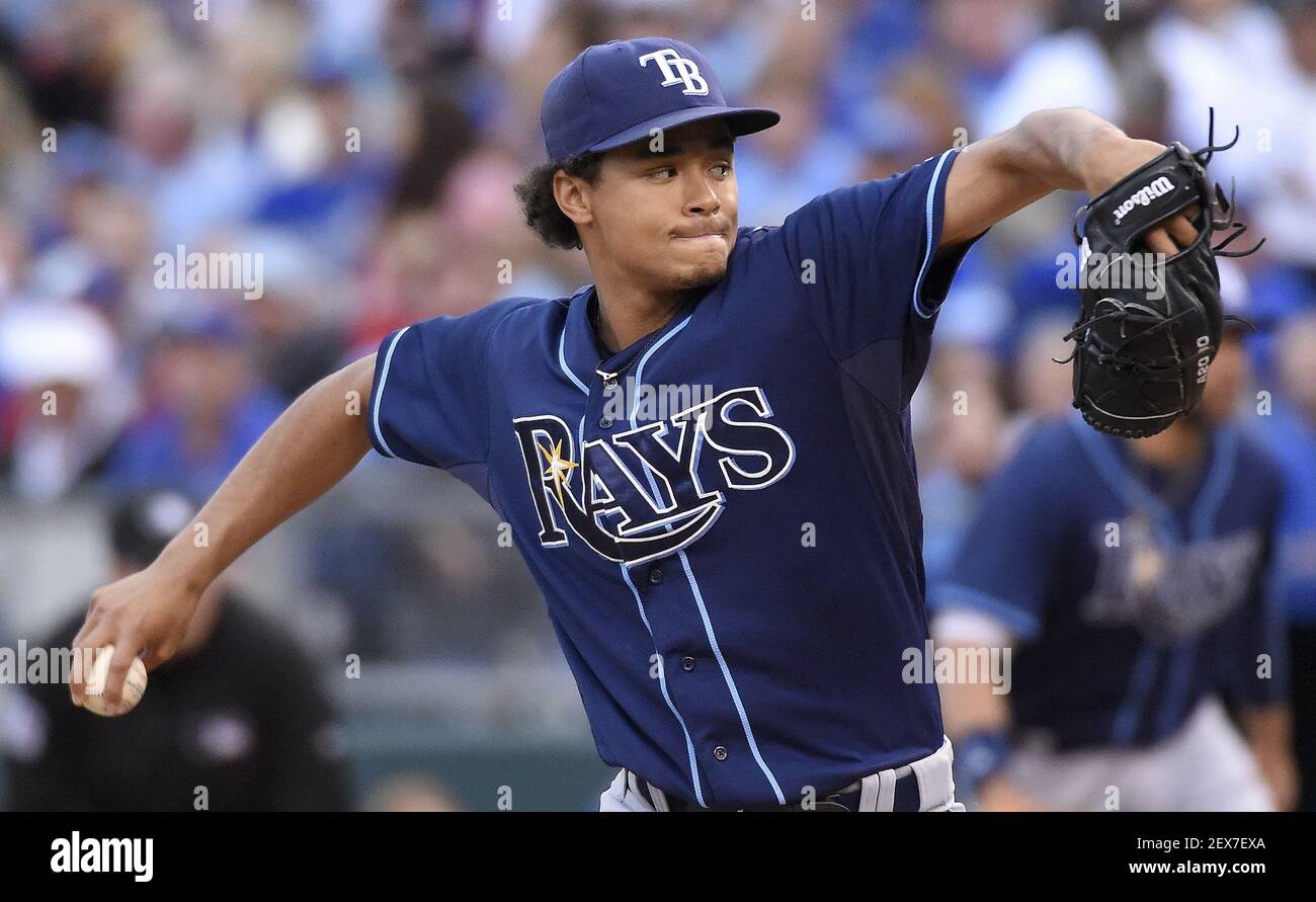 Tampa Bay Rays pitcher Chris Archer throws in the first inning against ...