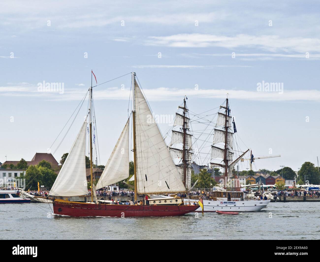 Fishing smack hires stock photography and images Alamy