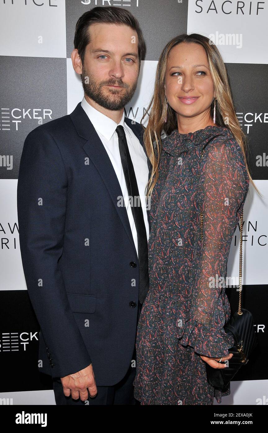 (LR) Tobey Maguire and Jennifer Meyer arrives at the "Pawn Sacrifice