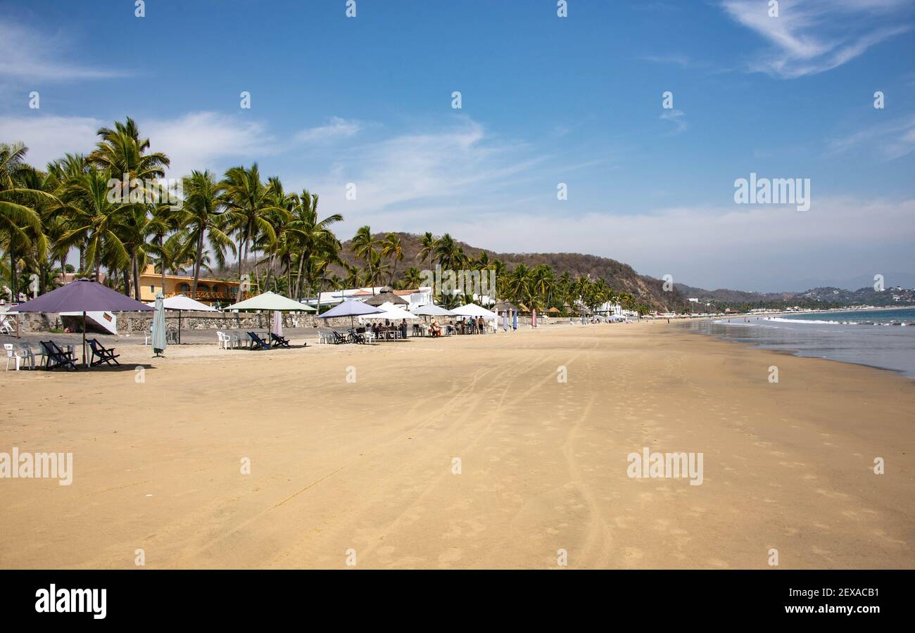 Mexico colima manzanillo playa miramar hi-res stock photography and images  - Alamy
