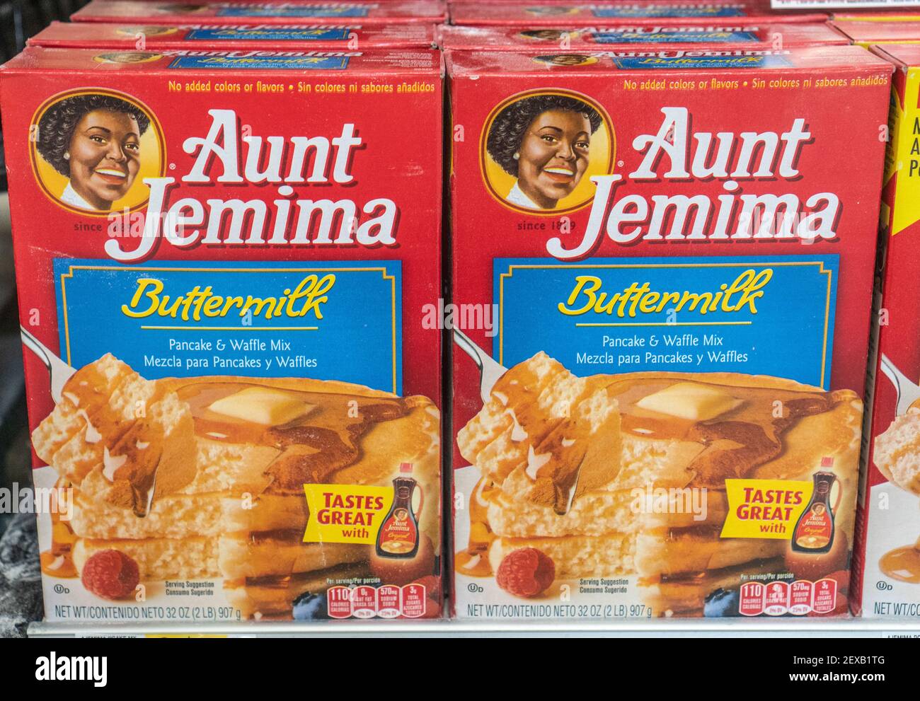 Spring Township, Pennsylvania, USA: February 16, 2021: Aunt Jemima pancake mix on shelf in supermarket with original logo. Stock Photo