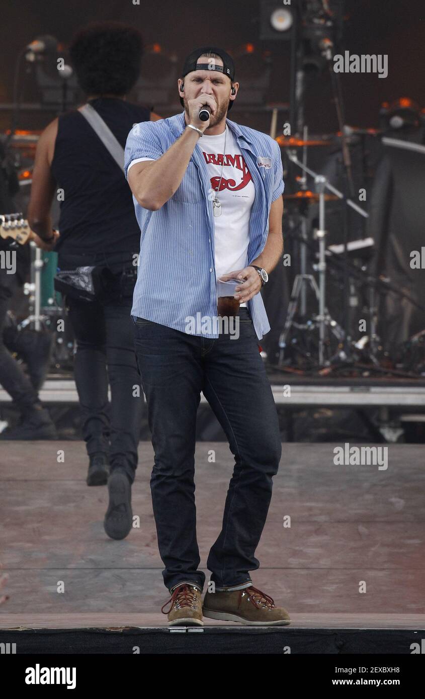 04 October 2015 - Las Vegas, NV - Chase Rice. 2015 Route 91 Harvest ...