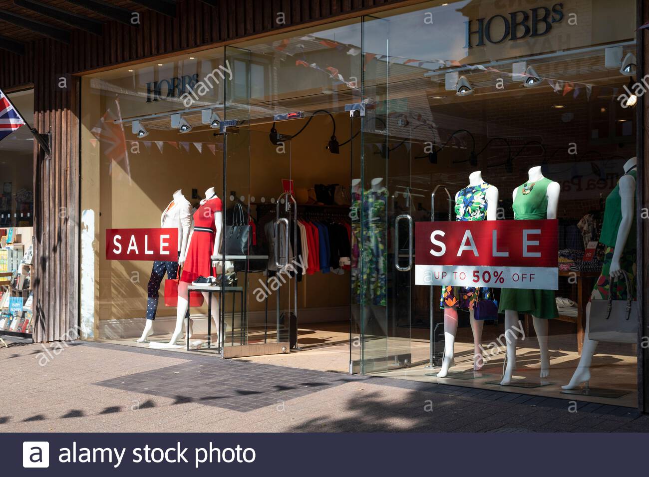 Local Clothing Store High Resolution Stock Photography And Images Alamy