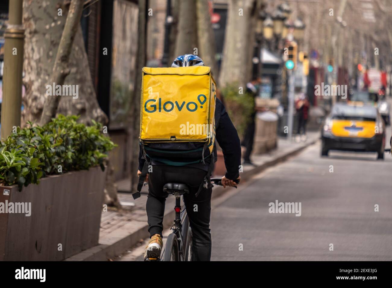 Glovo company hi-res stock photography and images - Alamy