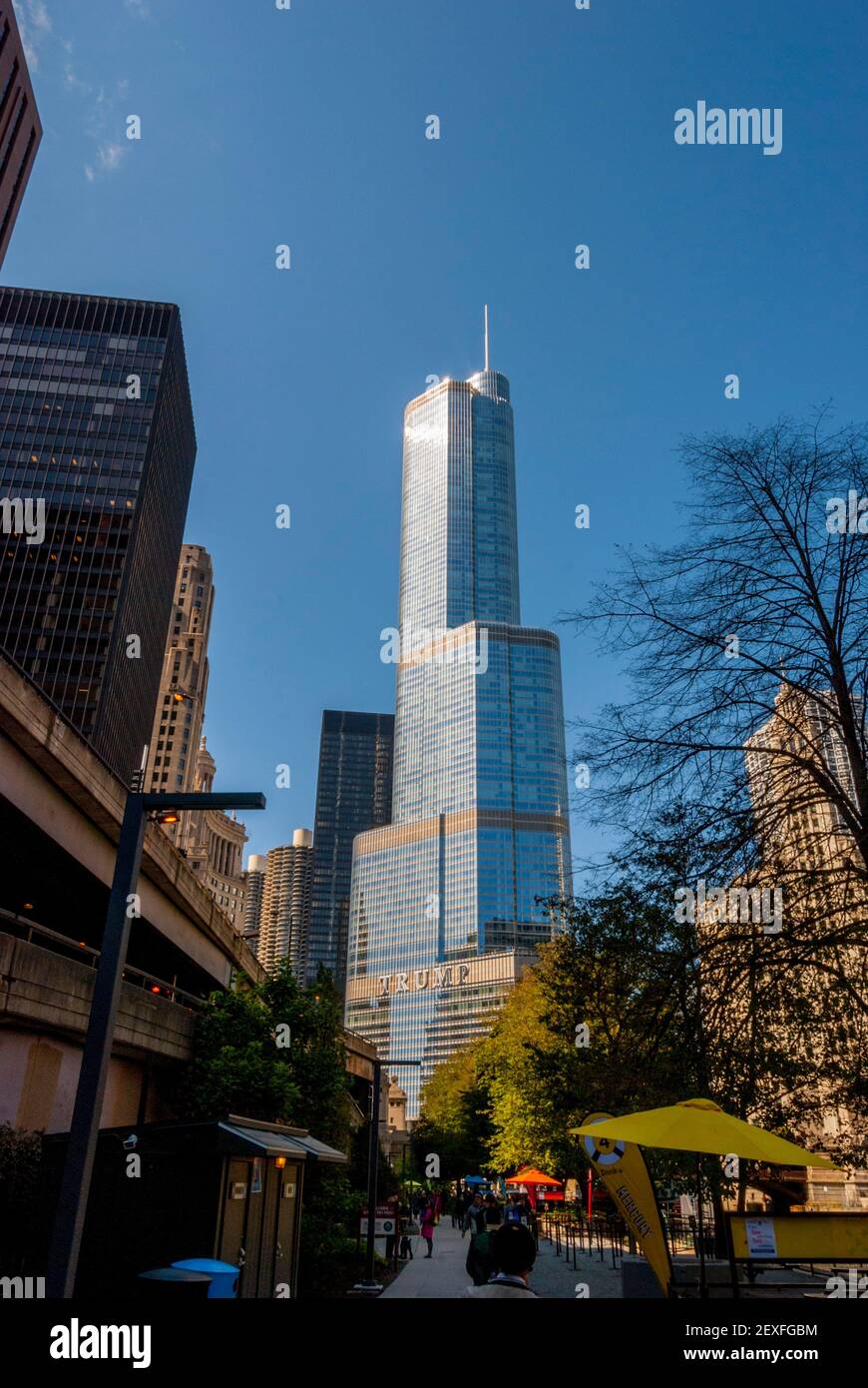 Trump International Hotel and Tower on the banks of the chicago river. In Chicago. Stock Photo