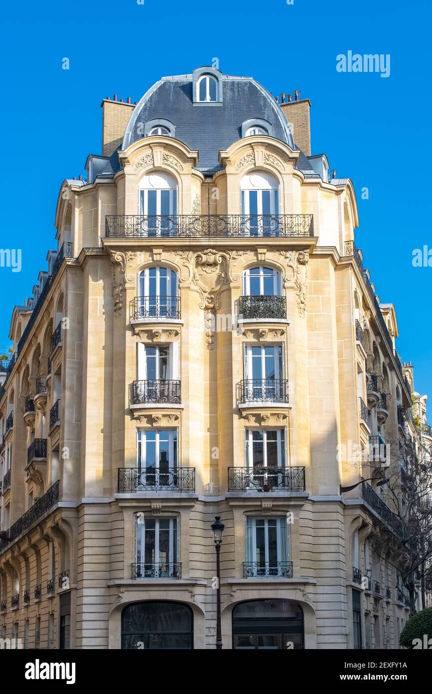 Neuilly-sur-Seine, luxury buildings in the center Stock Photo