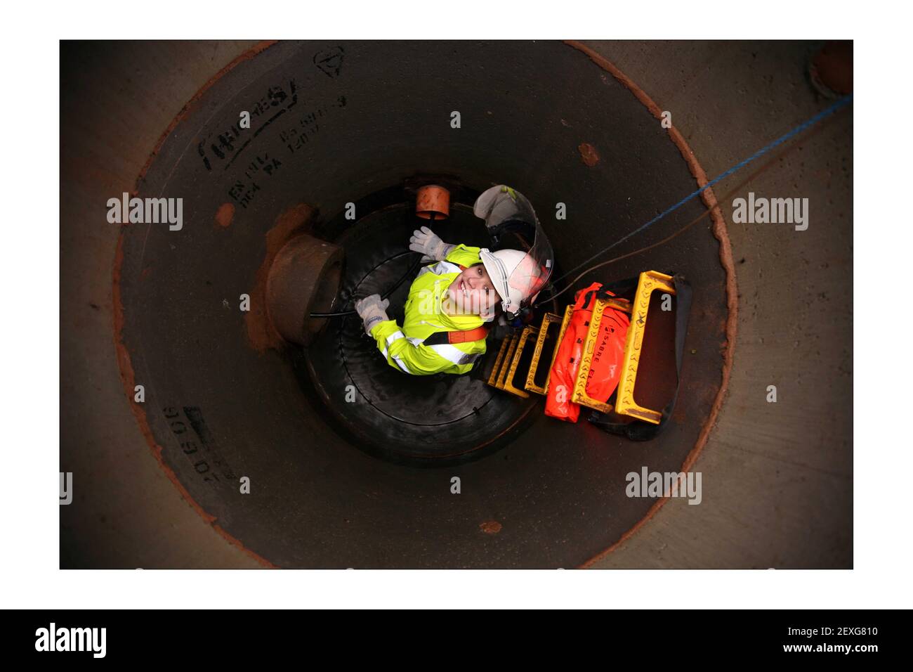 Rebecca Armstrong investigates H2O networks installing of Fibre optic cables useing the sewer network, with field engeneer H2O's Lee Roberts.photograph by David Sandison The Independent Stock Photo