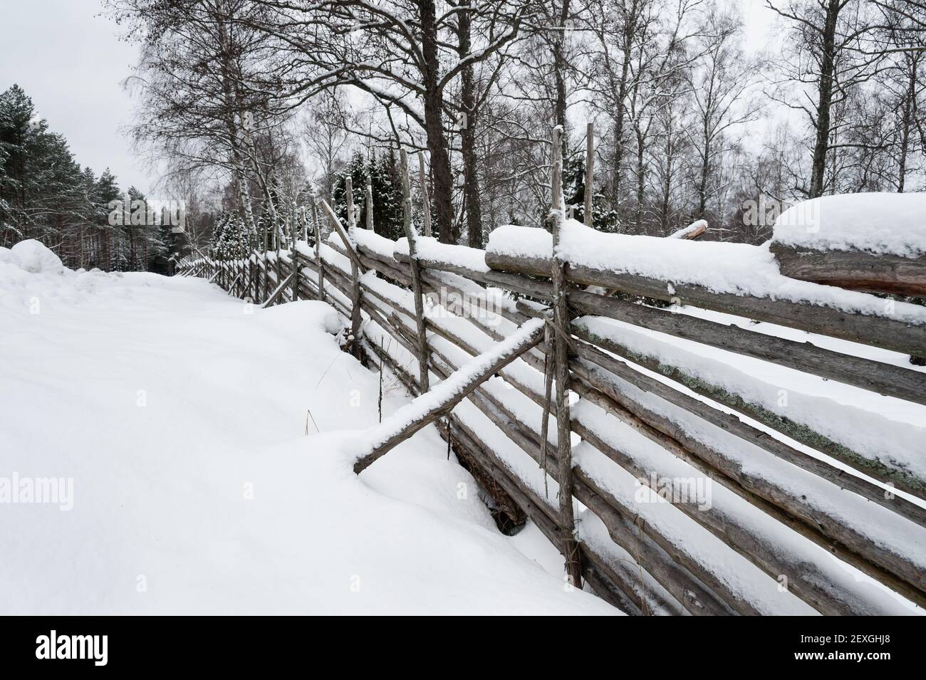 Rustic wooden fence Stock Photo - Alamy