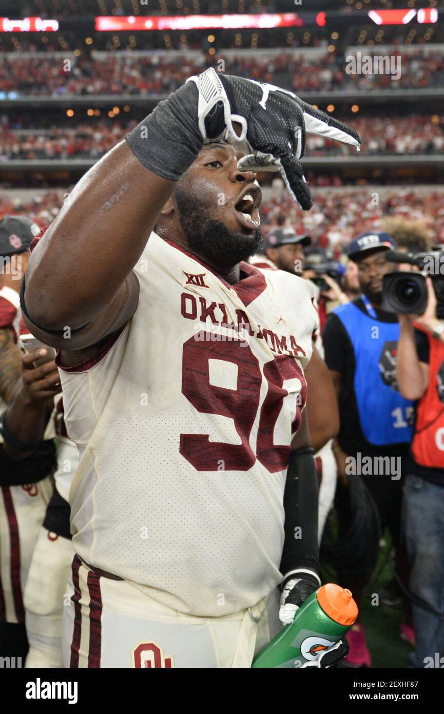 December 1, 2018 Oklahoma Sooners defensive lineman Neville Gallimore