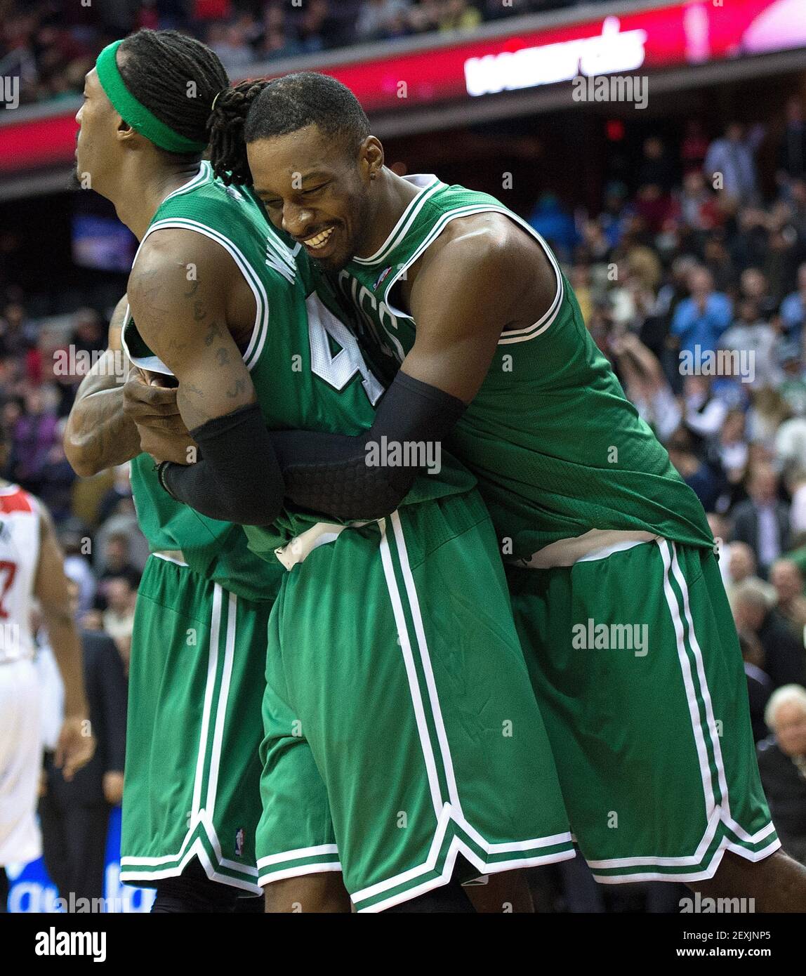 Jeff Green, Gerald Wallace lead Celtics to win