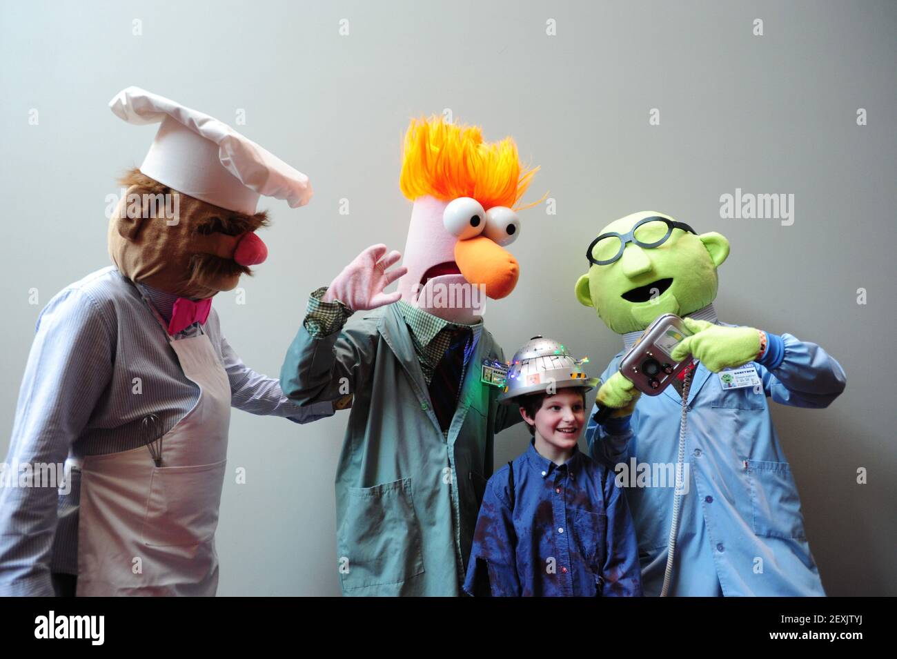 Beaker Muppet Costume