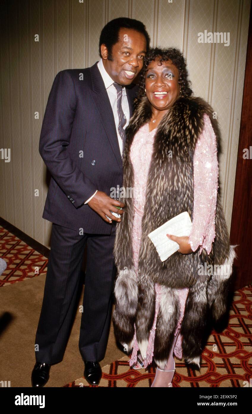 Lou Rawls and Isabel Sanford at the Beverly Hilton Hotel 1985 in Beverly  Hills, California Credit: Ralph Dominguez/MediaPunch Stock Photo - Alamy