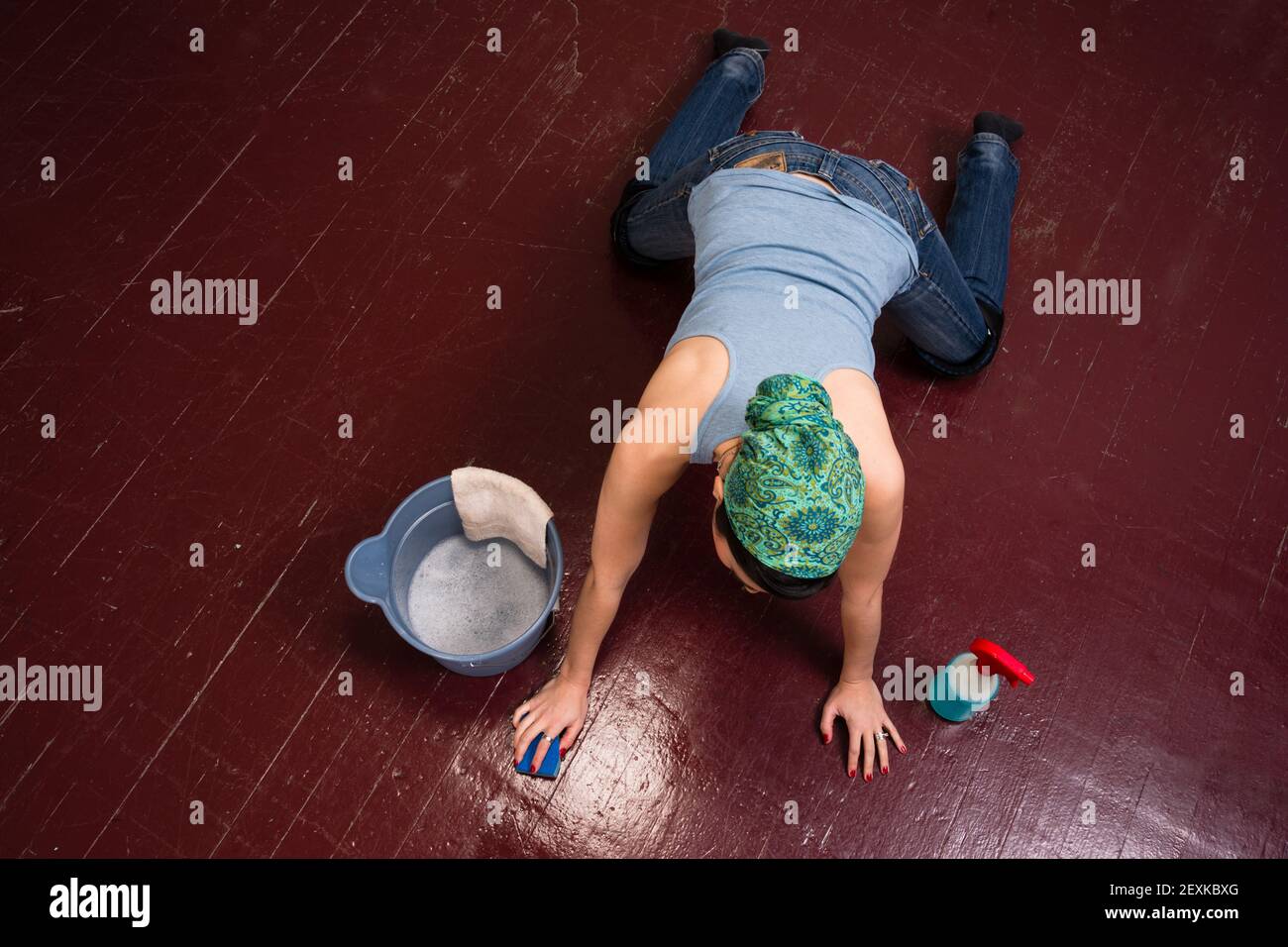Woman Scrubbing Floor High Resolution Stock Photography and Images Alamy