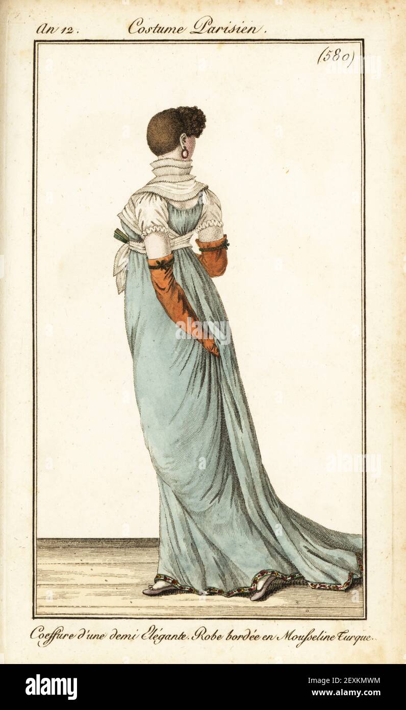 robe échancrée
