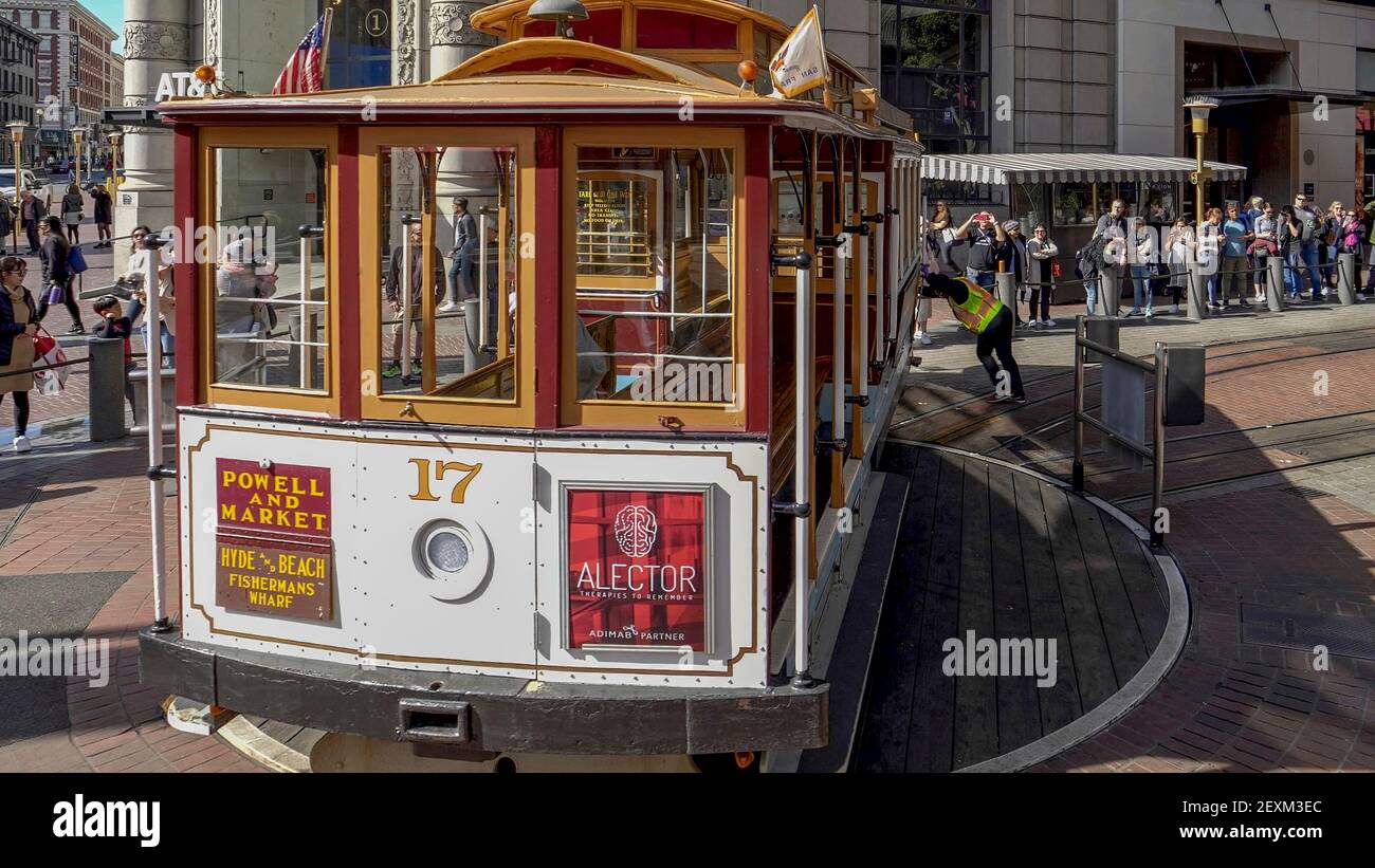 SAN FRANCISCO CA USA FEBRUARY 17 2020 Tram Workers Rotate A Cable SAN FRANCISCO CA USA FEBRUARY 17 2020 Tram Workers Rotate A Cable