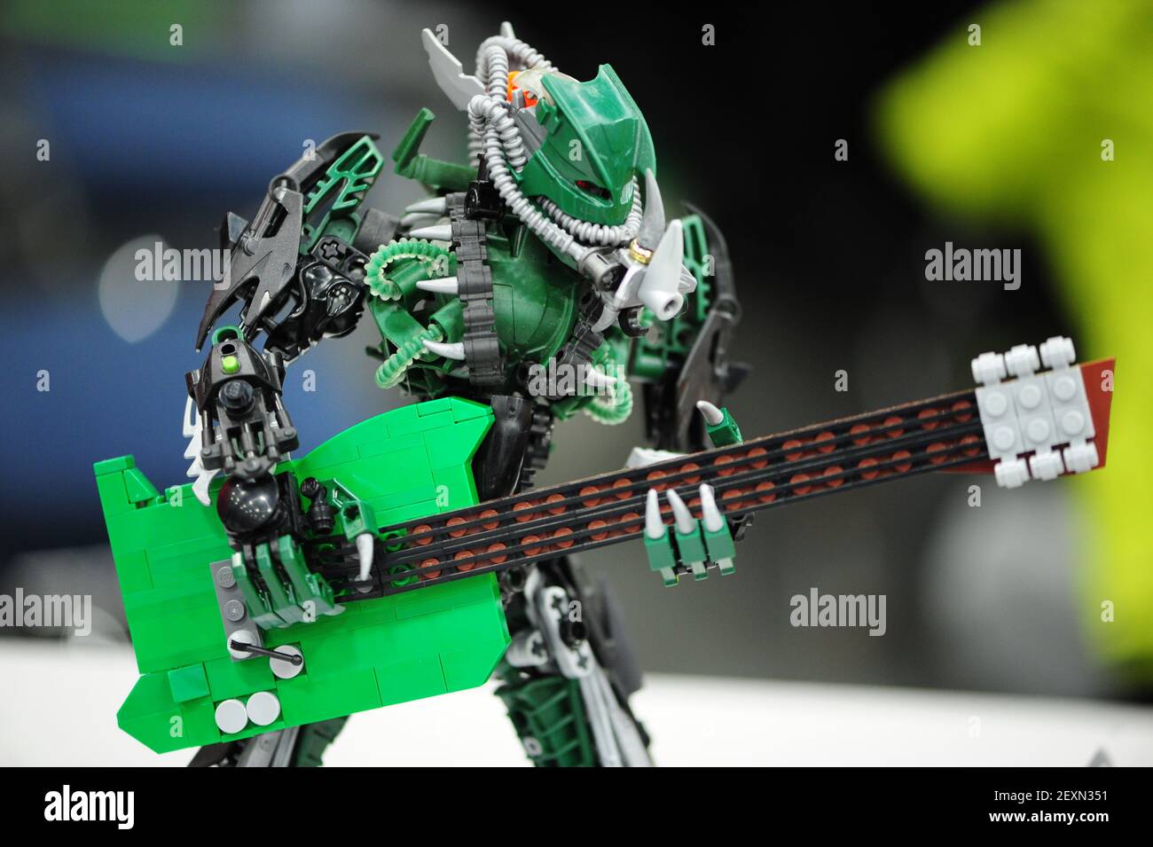 Bionicle snake sales