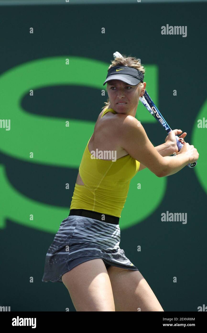 Maria Sharapova (RUS) plays against Serena Williams (USA) during her 2014  SONY OPEN TENNIS match at Crandon Park in Key Biscayne, Florida on March  27th, 2014 (Photo By Chaz Niell/Sipa USA Stock