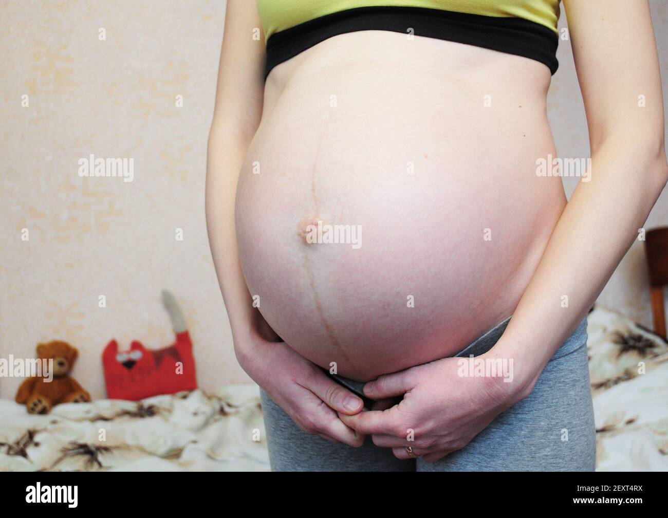 Pregnant ladies bustform 9 month
