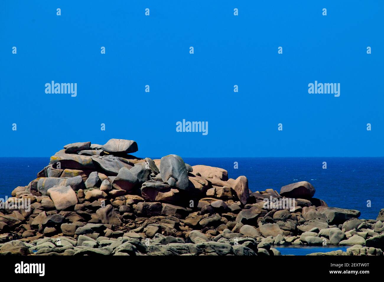 Pink rocks hi-res stock photography and images - Alamy