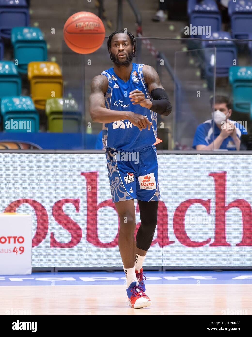 04 March 2021, Hessen, Frankfurt/Main: Matt Mobley (Fraport Skyliners, 1).  Basketball game of the easyCredit BBL between the Fraport Skyliners and  RASTA Vechta on March 4, 2021 at the Fraport Arena in