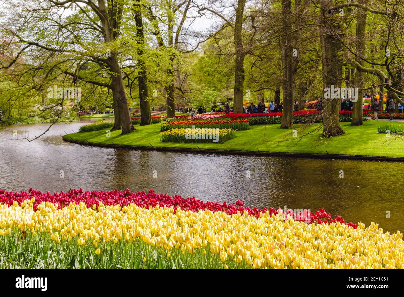 Spring formal garden hi-res stock photography and images - Alamy