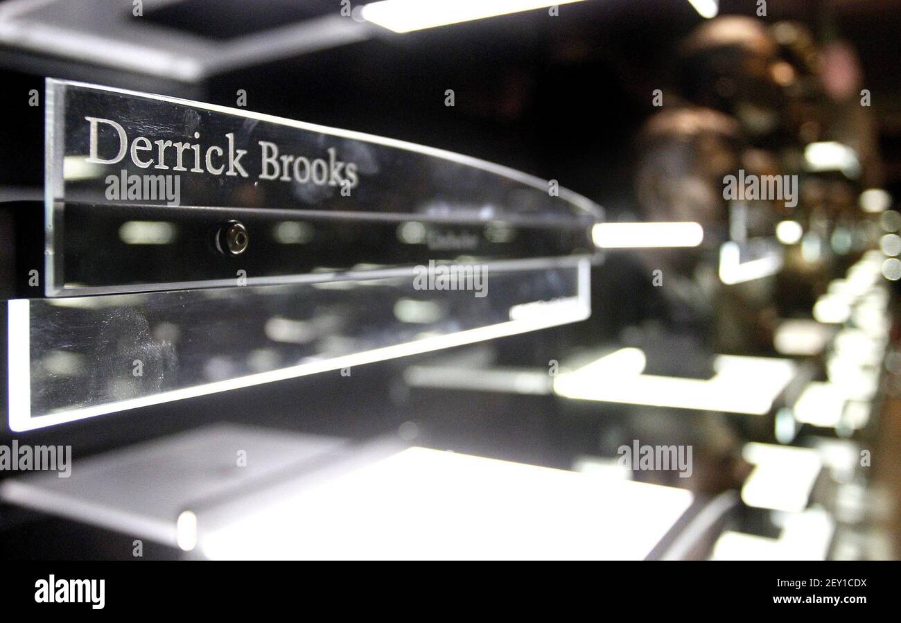 Photos: Derrick Brooks to be enshrined in the Pro Football Hall of